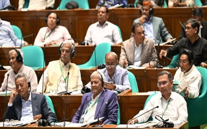 সংসদে ম্যারাথন অধিবেশন: আজ থেকে দিনে দুই বেলা বৈঠক